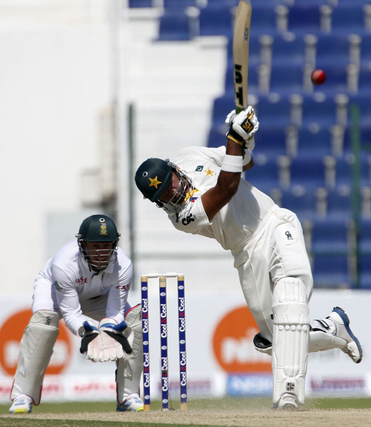Khurram Manzoor lofts over the infield, Pakistan v South Africa, 1st Test, Abu Dhabi, 2nd day, October 15, 2013