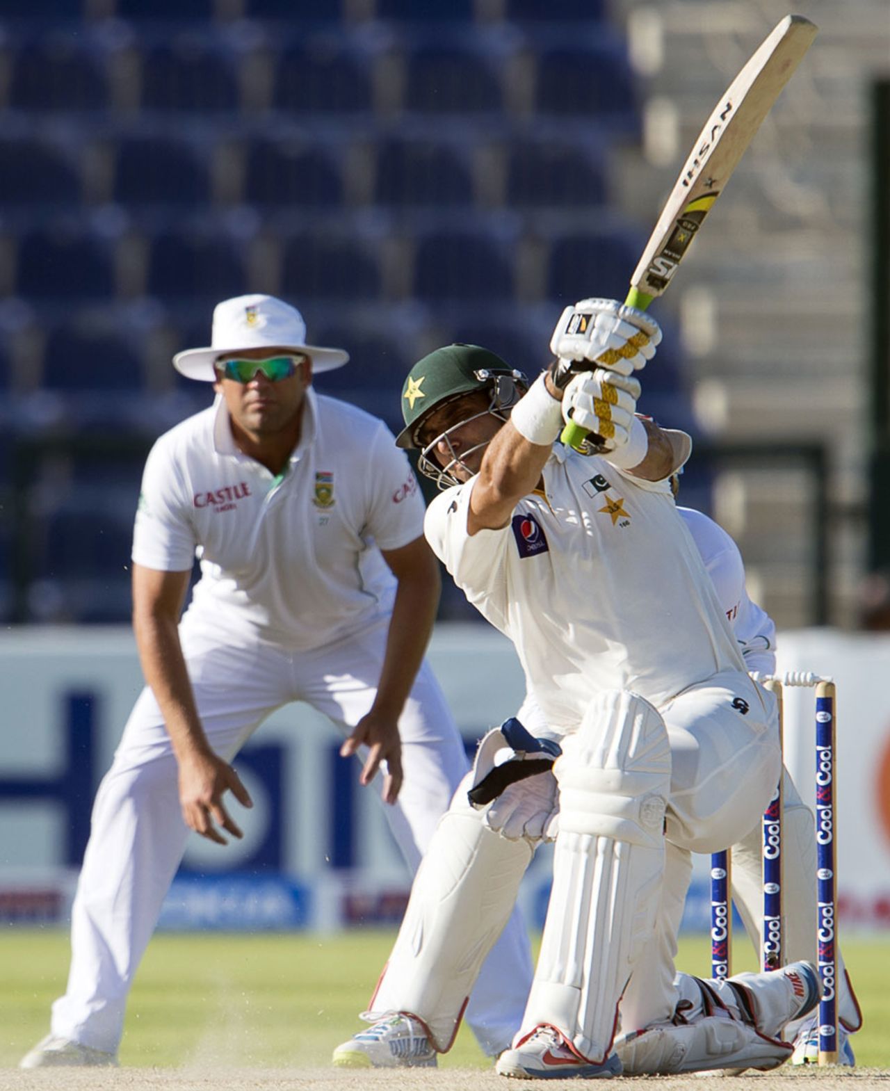 Misbah-ul-Haq launches the ball over the top, Pakistan v South Africa, 1st Test, 4th day, Abu Dhabi, October 17, 2013