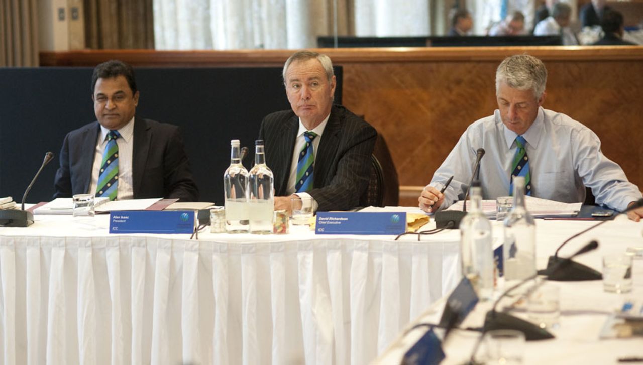 AHM Mustafa Kamal, Alan Isaac and David Richardson at the ICC executive board meeting, London, Friday, October 18, 2013