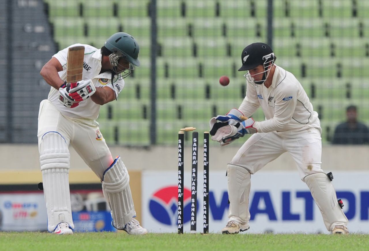 Abdur Razzak's stumps were castled bowled by Ish Sodhi, Bangladesh v New Zealand, 2nd Test, 2nd day, Mirpur, October 22, 2013