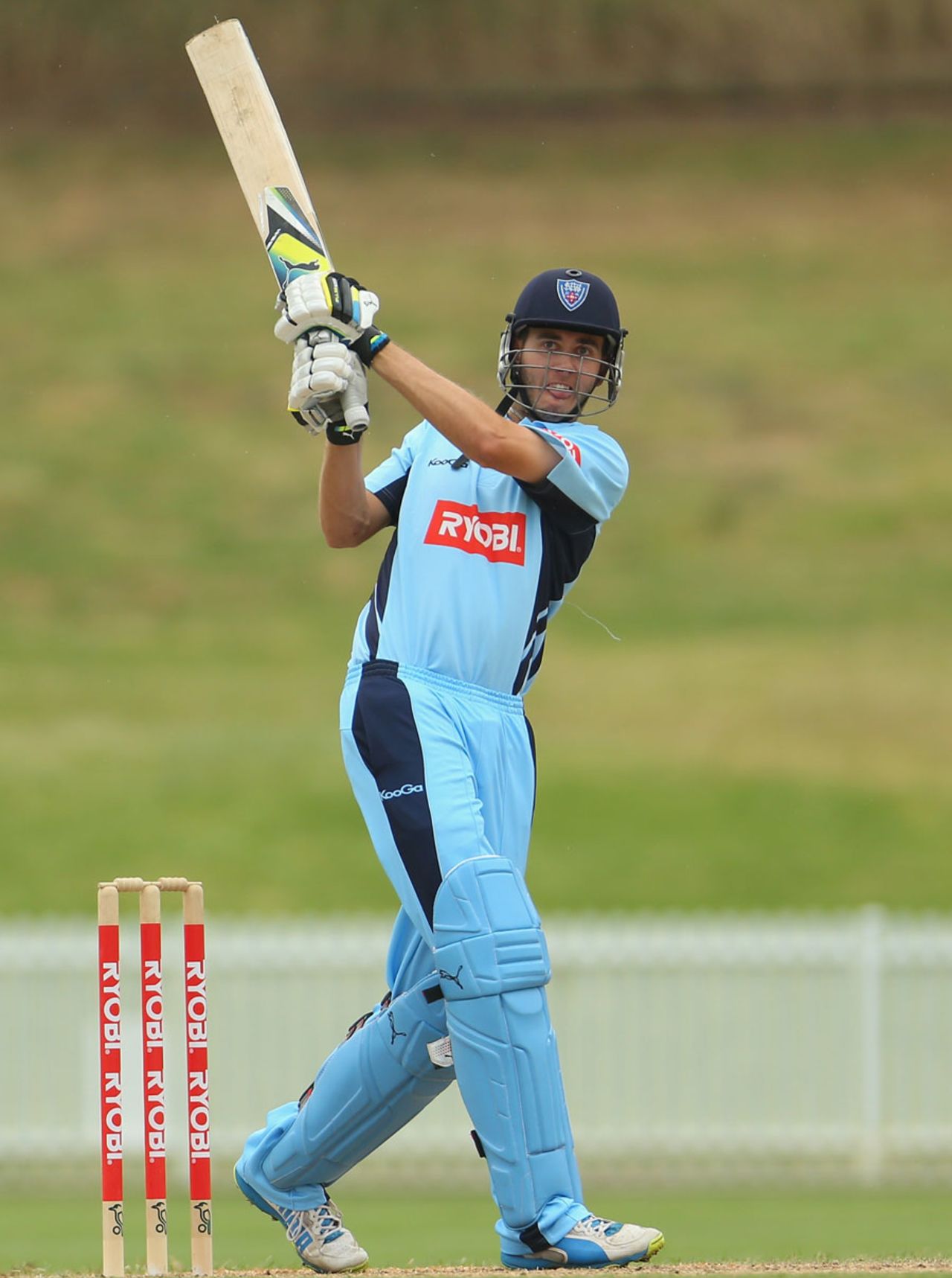 Kurtis Patterson pulls one over the leg side, New South Wales v South Australia, Ryobi One-Day Cup, Sydney, October 22, 2013