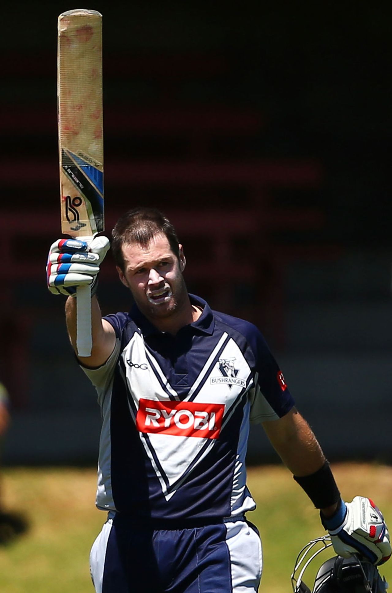Daniel Christian acknowledges the applause after scoring 117, Victoria v New South Wales, Ryobi One-Day Cup Elimination Final, Sydney, October 24, 2013