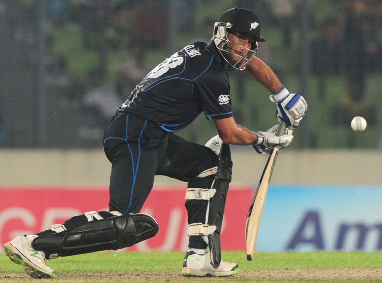 Grant Elliott plays off the front foot, Bangladesh v New Zealand, 1st ODI, Mirpur, October 29, 2013