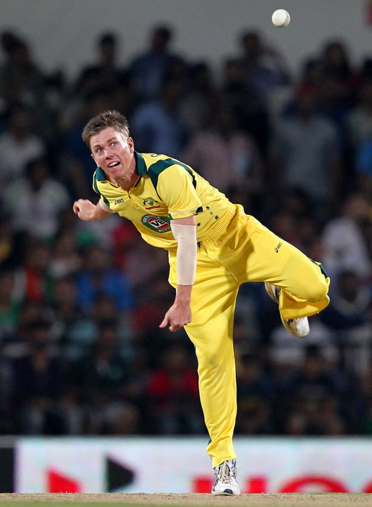 Xavier Doherty releases during his delivery stride, India v Australia, 6th ODI, Nagpur, October 30, 2013