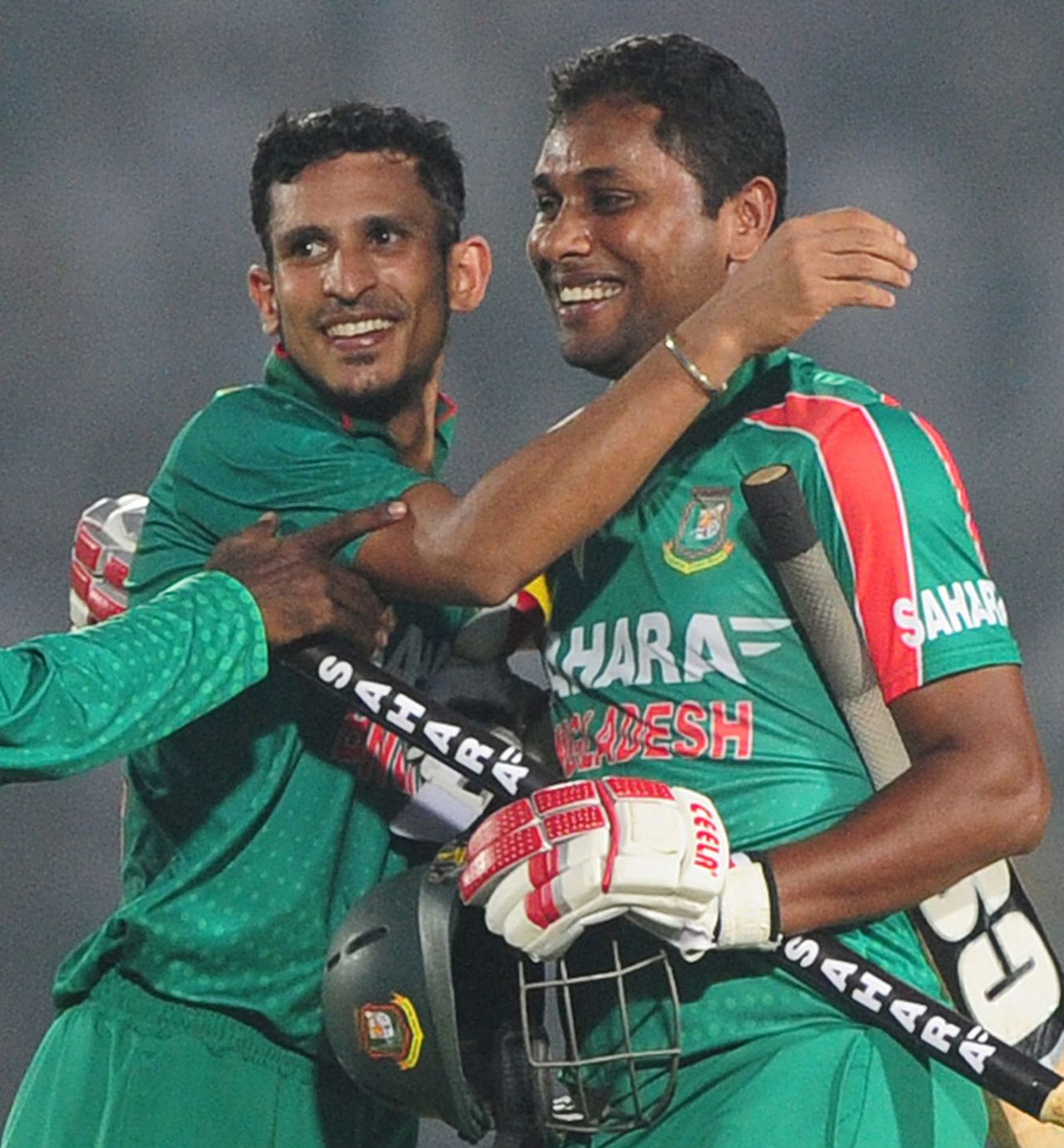 Nasir Hossain and Sohag Gazi celebrate after hitting the winning runs, Bangladesh v New Zealand, 3rd ODI, Fatullah, November 3, 2013