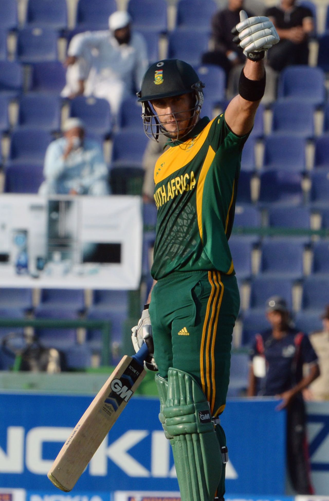 Faf du Plessis anchored the innings with a half-century, Pakistan v South Africa, 3rd ODI, Abu Dhabi, November 6, 2013
