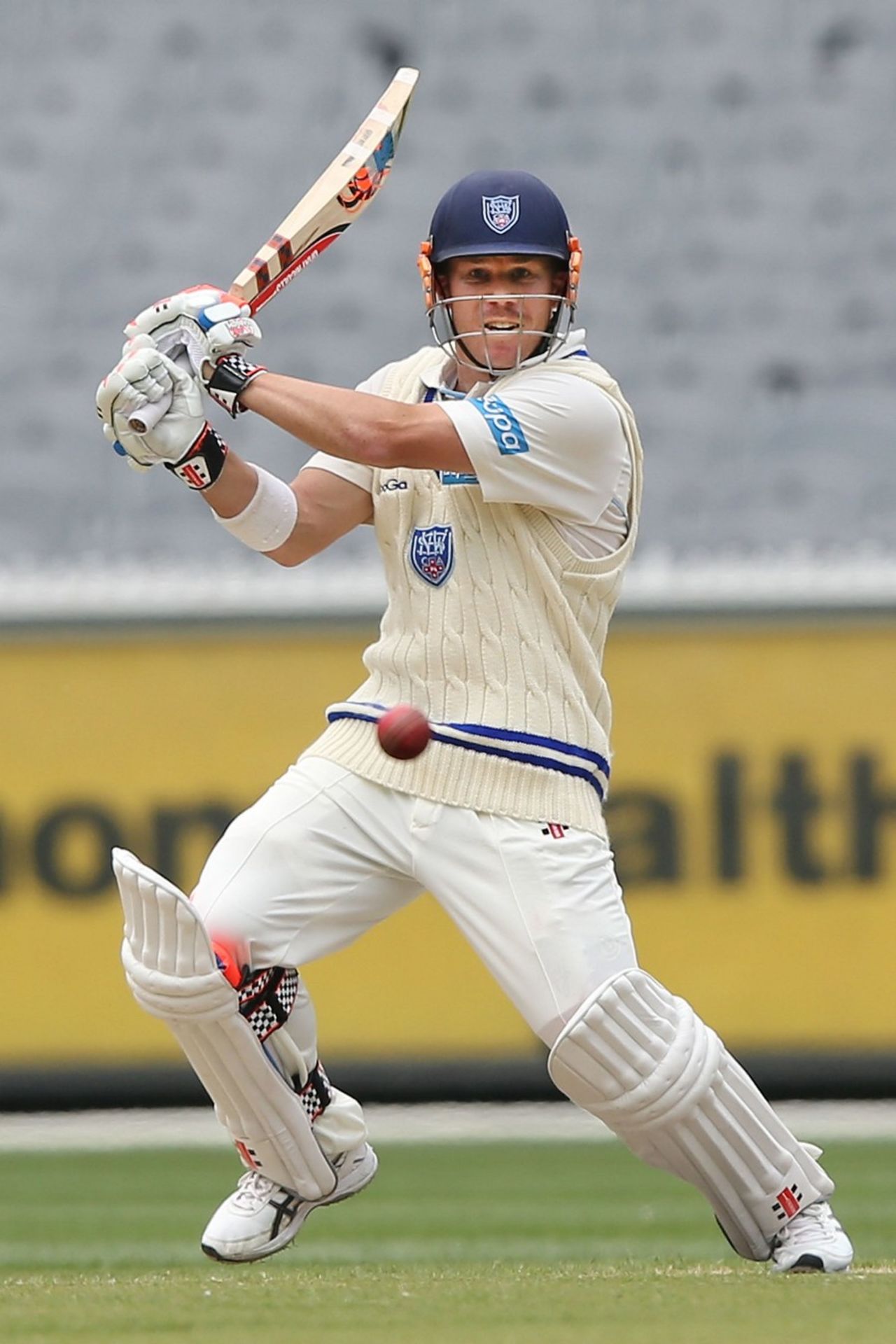 David Warner cuts during his century, Victoria v New South Wales, Sheffield Shield, Melbourne, 2nd day, November 7, 2013