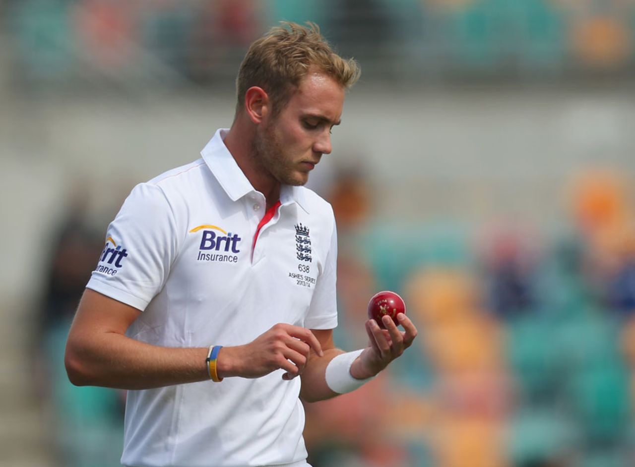 Stuart Broad bowled for the first time on tour, Australia A v England, Hobart, 4th day, November 9, 2013