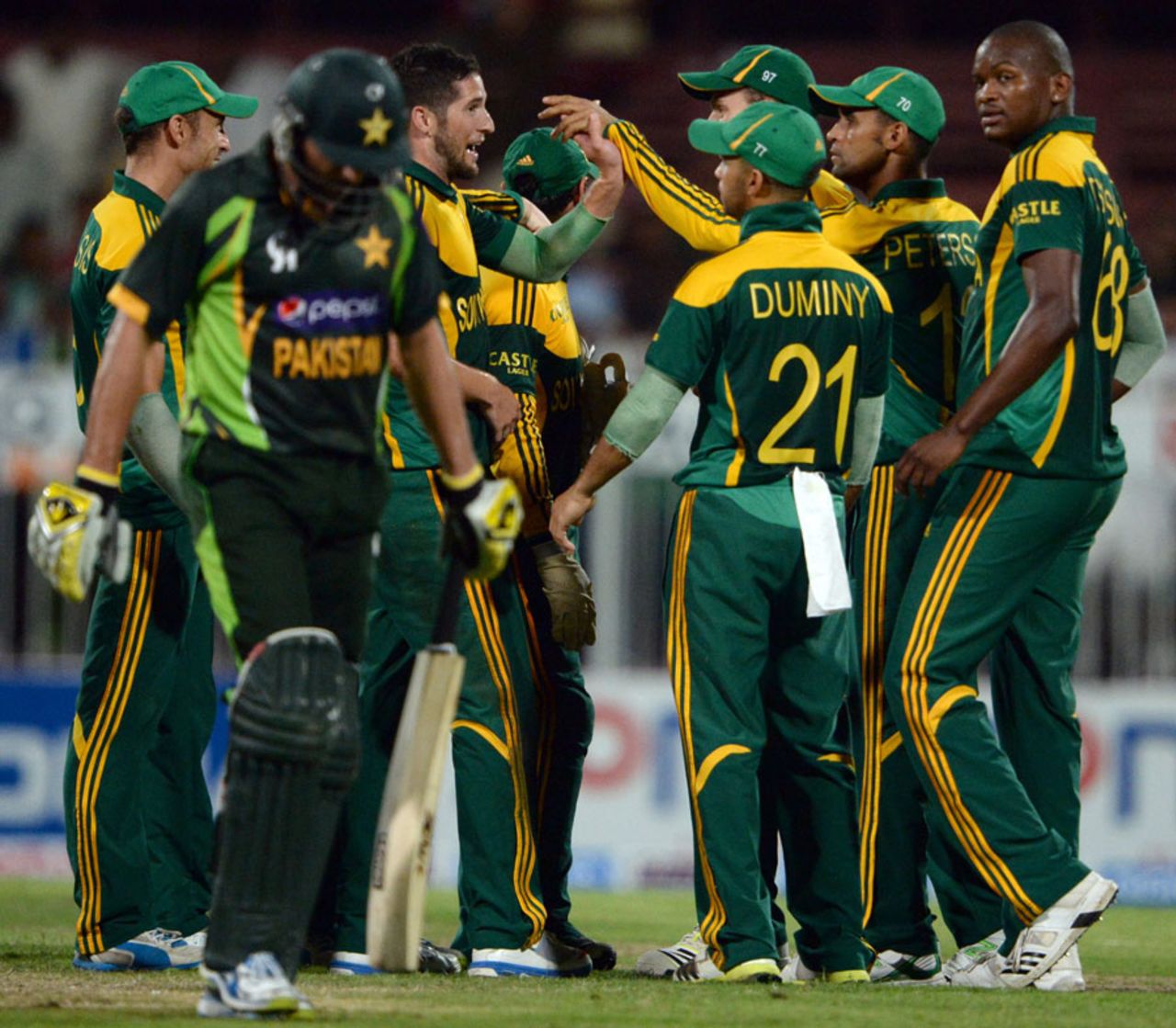 Wayne Parnell took a return catch to dismiss Shahid Afridi for 9, Pakistan v South Africa, 5th ODI, Sharjah, November 11, 2013