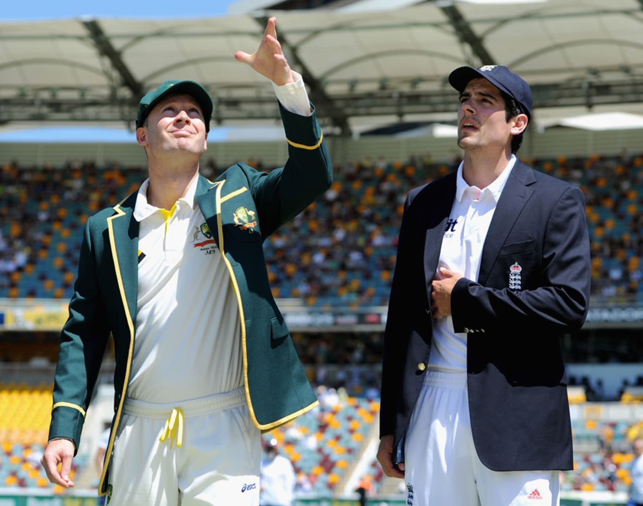 Michael Clarke tosses the coin as Alastair Cook calls ... wrongly, Australia v England, 1st Test, Brisbane, 1st day, November 21, 2013