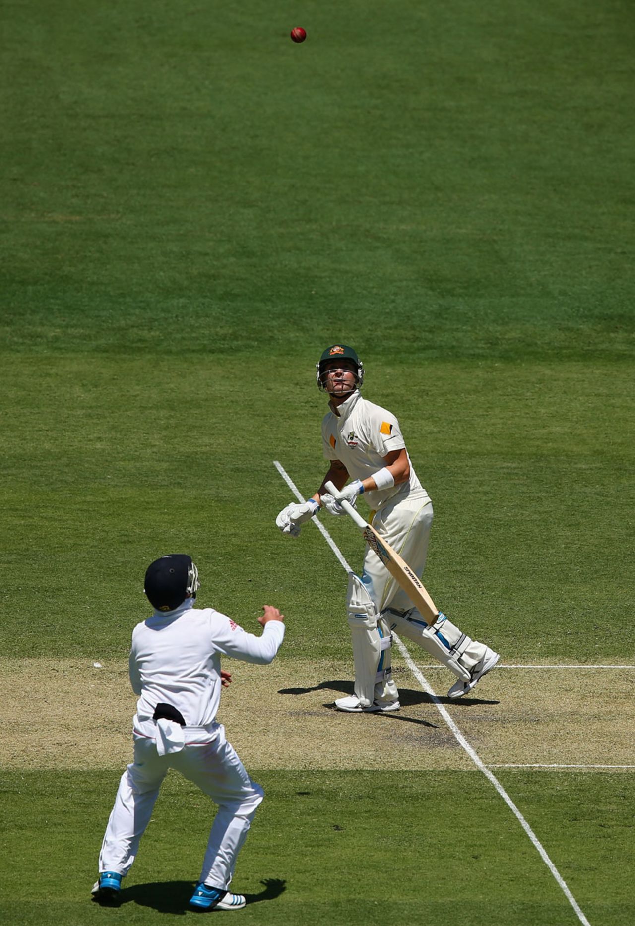 Ian Bell sets himself to catch the ball off Michael Clarke, Australia v England, 1st Test, Brisbane, 1st day, November 21, 2013