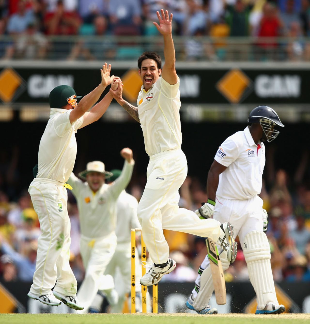 Mitchell Johnson went round the wicket to have Michael Carberry caught at slip, Australia v England, 1st Test, Brisbane, 2nd day, November 22, 2013