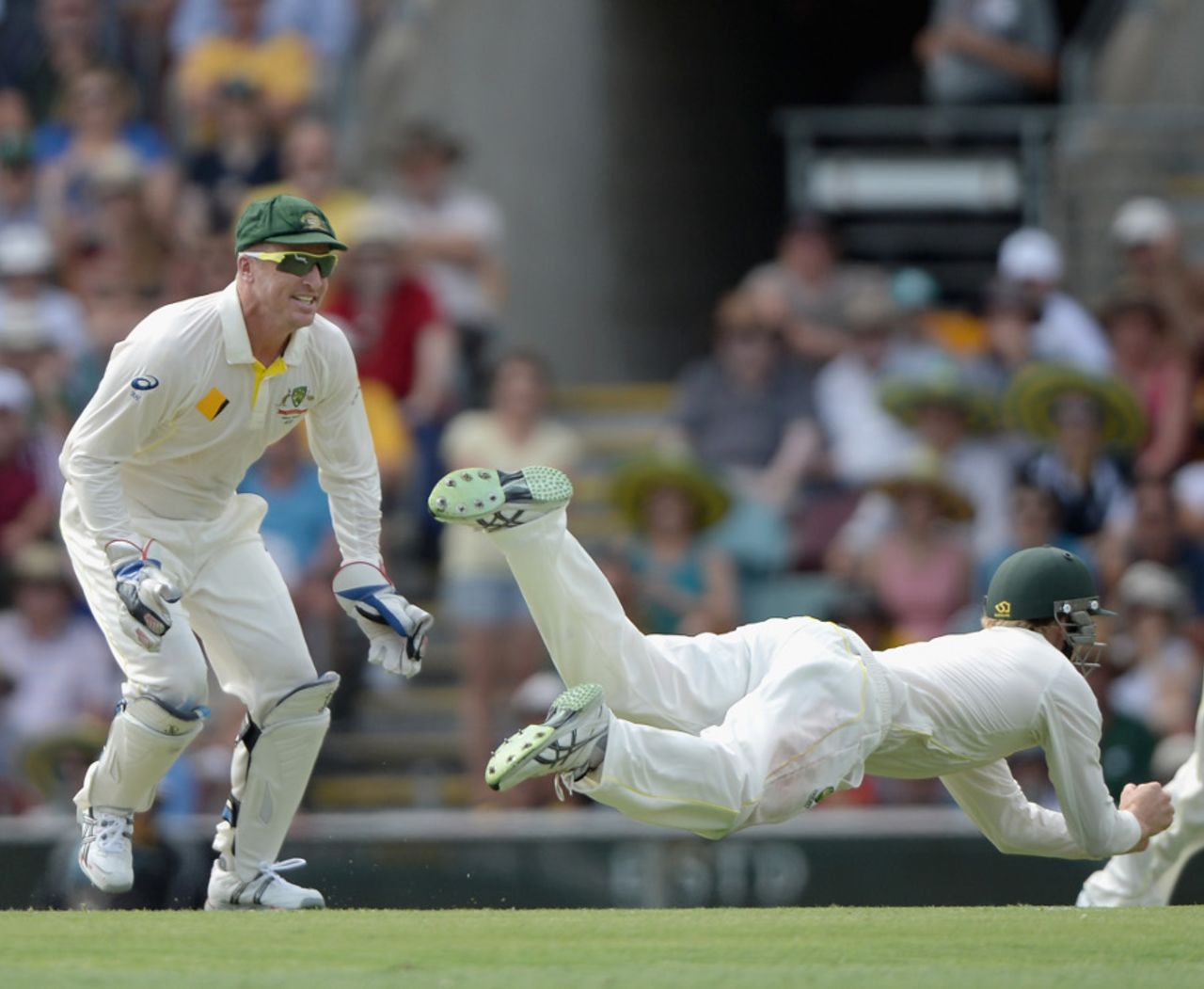 Steven Smith dives to claim a catch to remove Matt Prior first ball, Australia v England, 1st Test, Brisbane, 2nd day, November 22, 2013