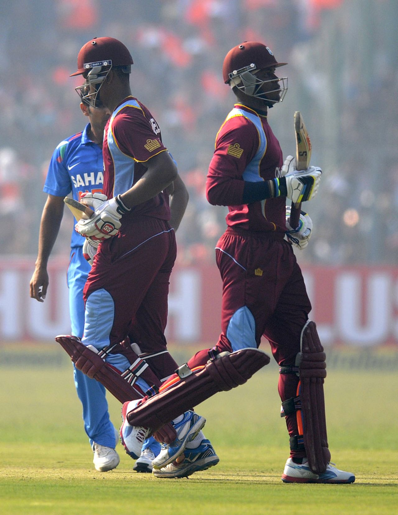 Marlon Samuels and Kieran Powell added 117 for the second wicket, India v West Indies, 3rd ODI, Kanpur, November 27, 2013