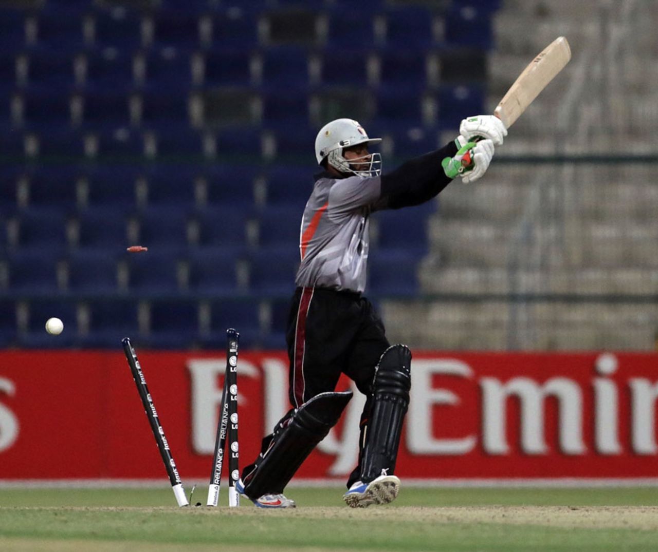 Nasir Aziz was bowled by Tim Murtagh, Ireland v UAE, ICC World T20 Qualifier, 2nd semi-final, Abu Dhabi, November 29, 2013