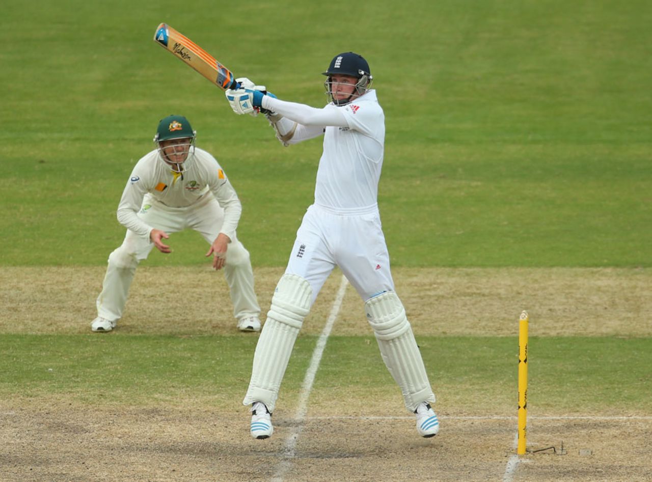 Stuart Broad throws the bat at one, Australia v England, 2nd Test, Adelaide, 4th day, December 8, 2013