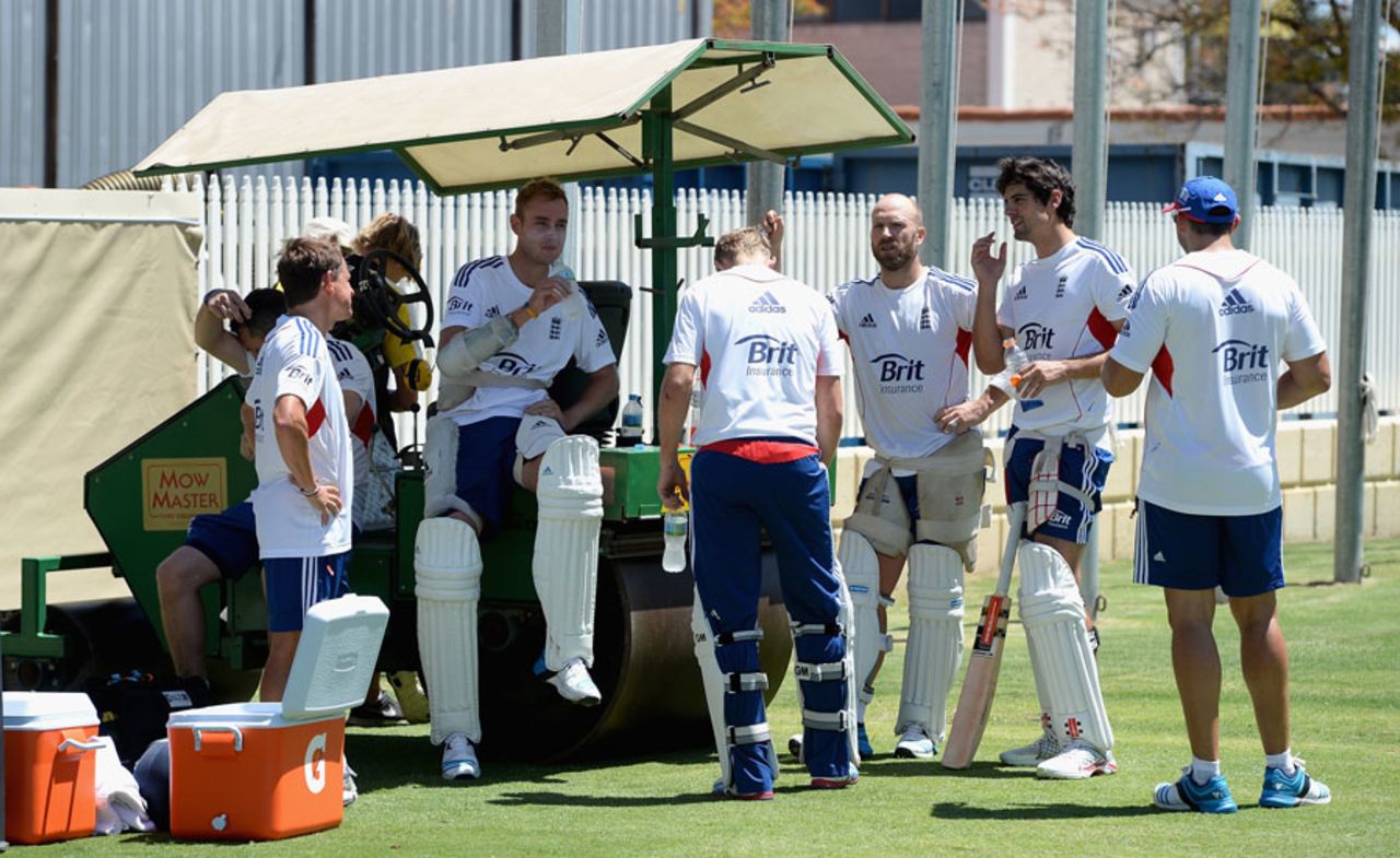 The England players take a break during a training session, Perth, December 11, 2013