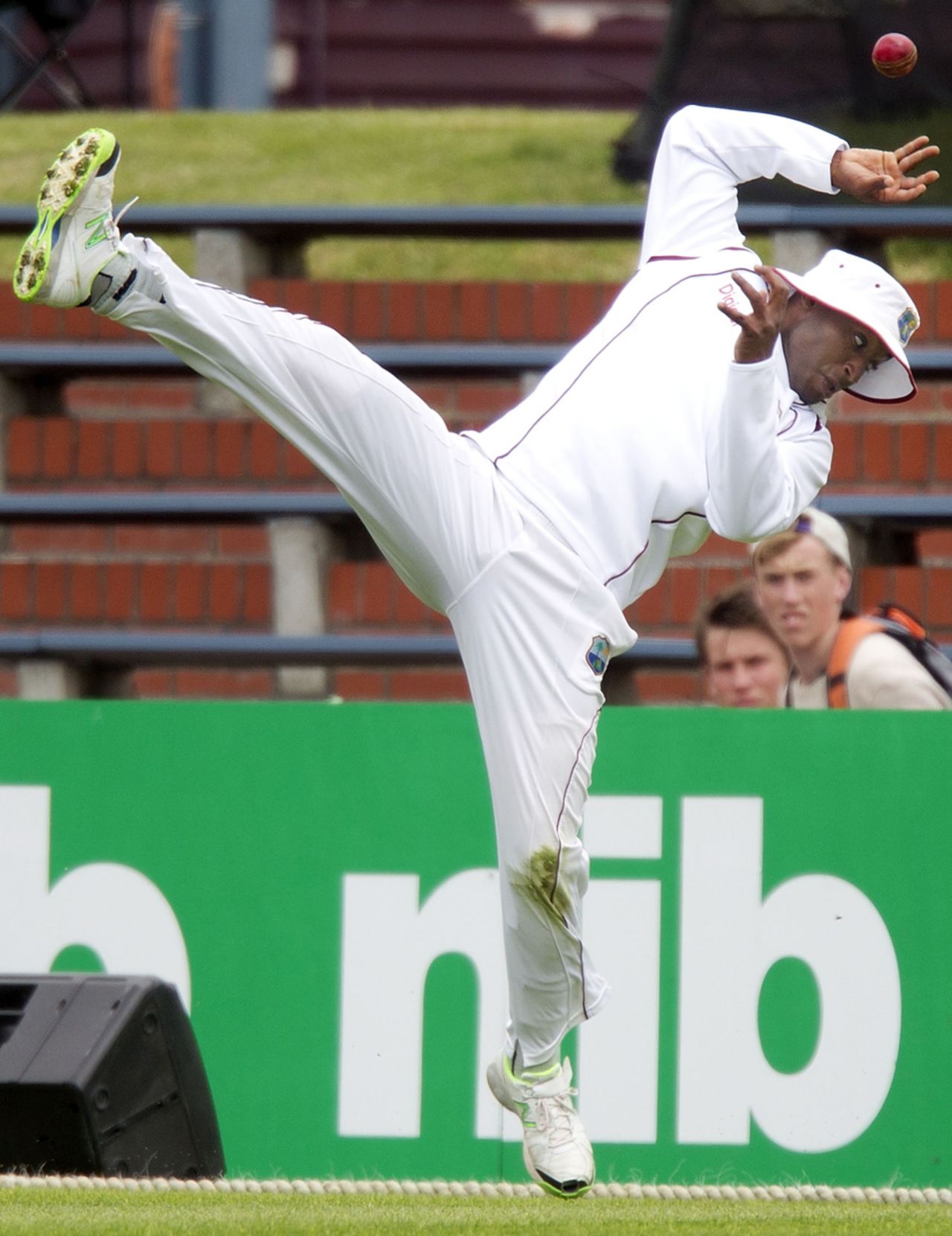 Tino Best drops Trent Boult's catch on the boundary, New Zealand v West Indies, 2nd Test, Wellington, 2nd day, December 12, 2013