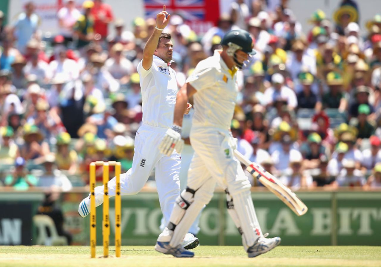 James Anderson removed Ryan Harris, Australia v England, 3rd Test, Perth, 2nd day, December 14, 2013