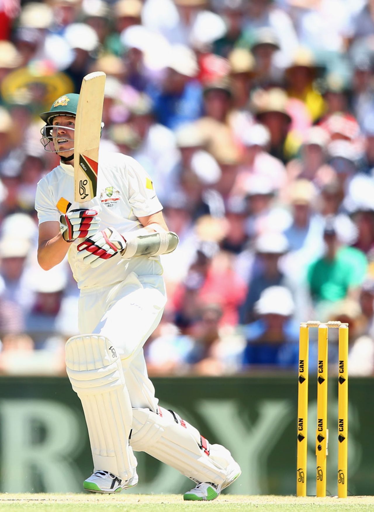 Peter Siddle made a handy 21, Australia v England, 3rd Test, Perth, 2nd day, December 14, 2013