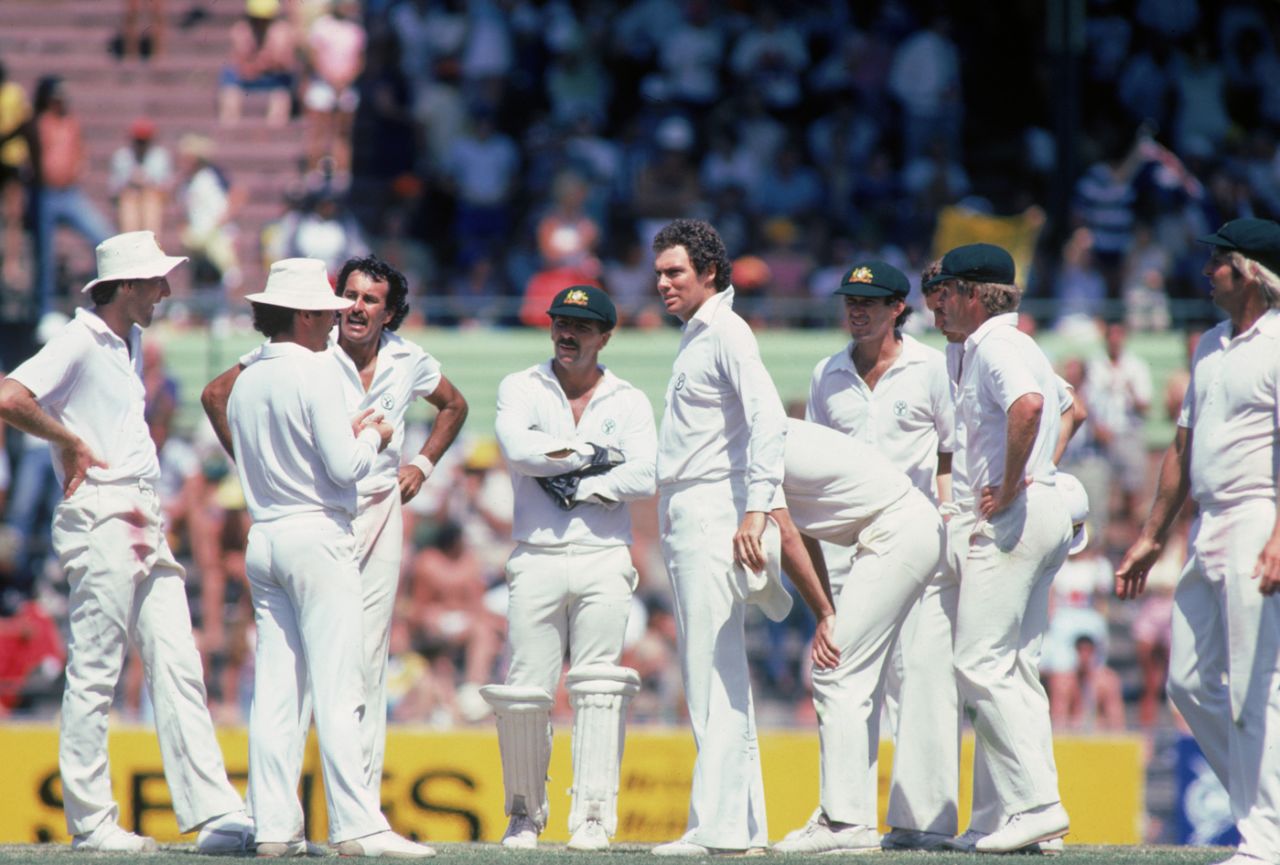 Eddie Hemmings pulls on his way to 95, Australia v England, 5th Test, Sydney, 5th day, January 7, 1983