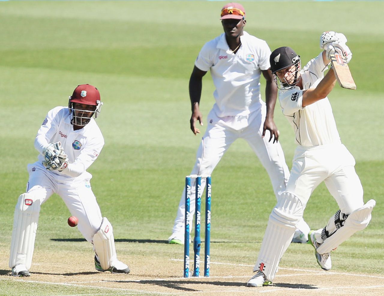 Kane Williamson cuts stylishly off the back foot, New Zealand v West Indies, 3rd Test, Hamilton, 2nd day, December 20, 2013