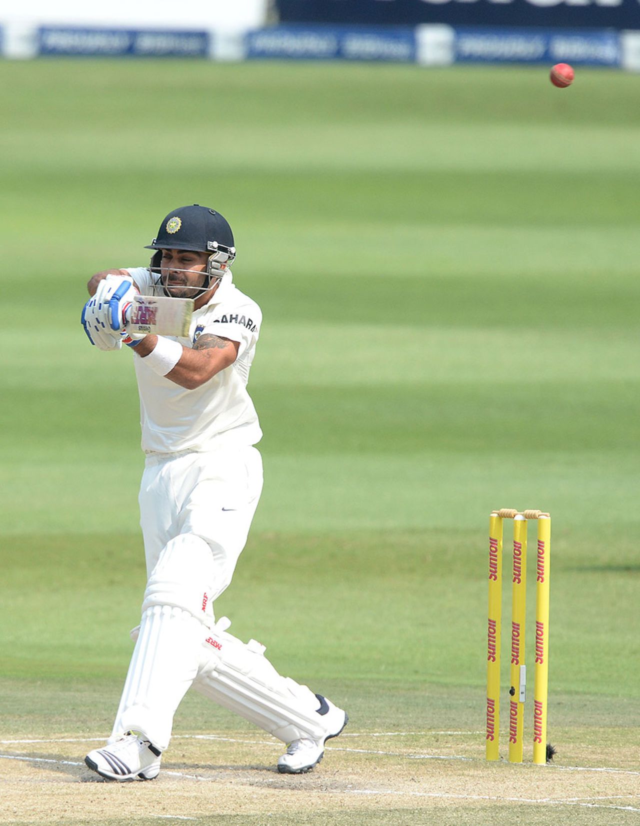Virat Kohli top-edges a pull, South Africa v India, 1st Test, Johannesburg, 3rd day, December 20, 2013