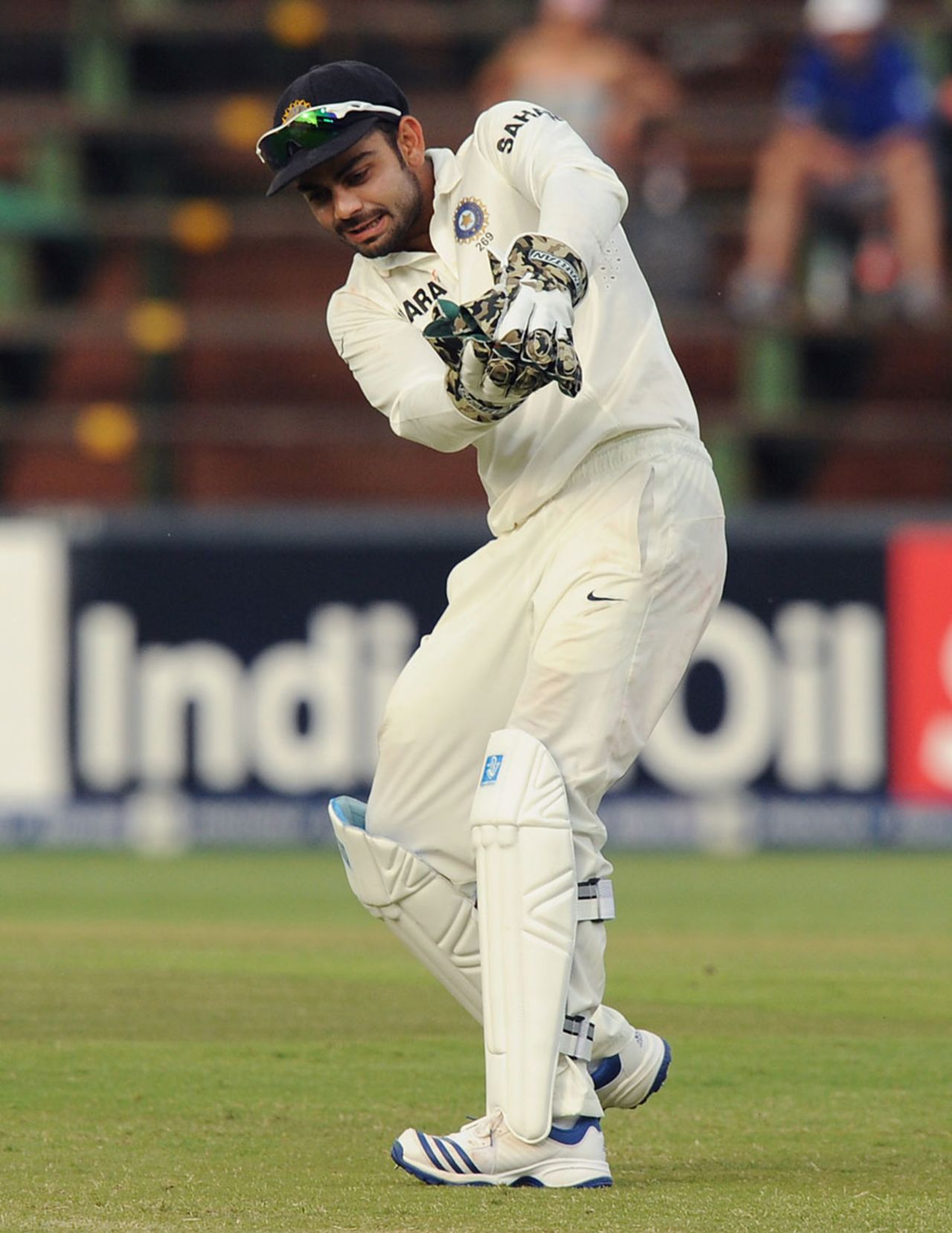Virat Kohli keeps wickets, South Africa v India, 1st Test, Johannesburg, 4th day, December 21, 2013
