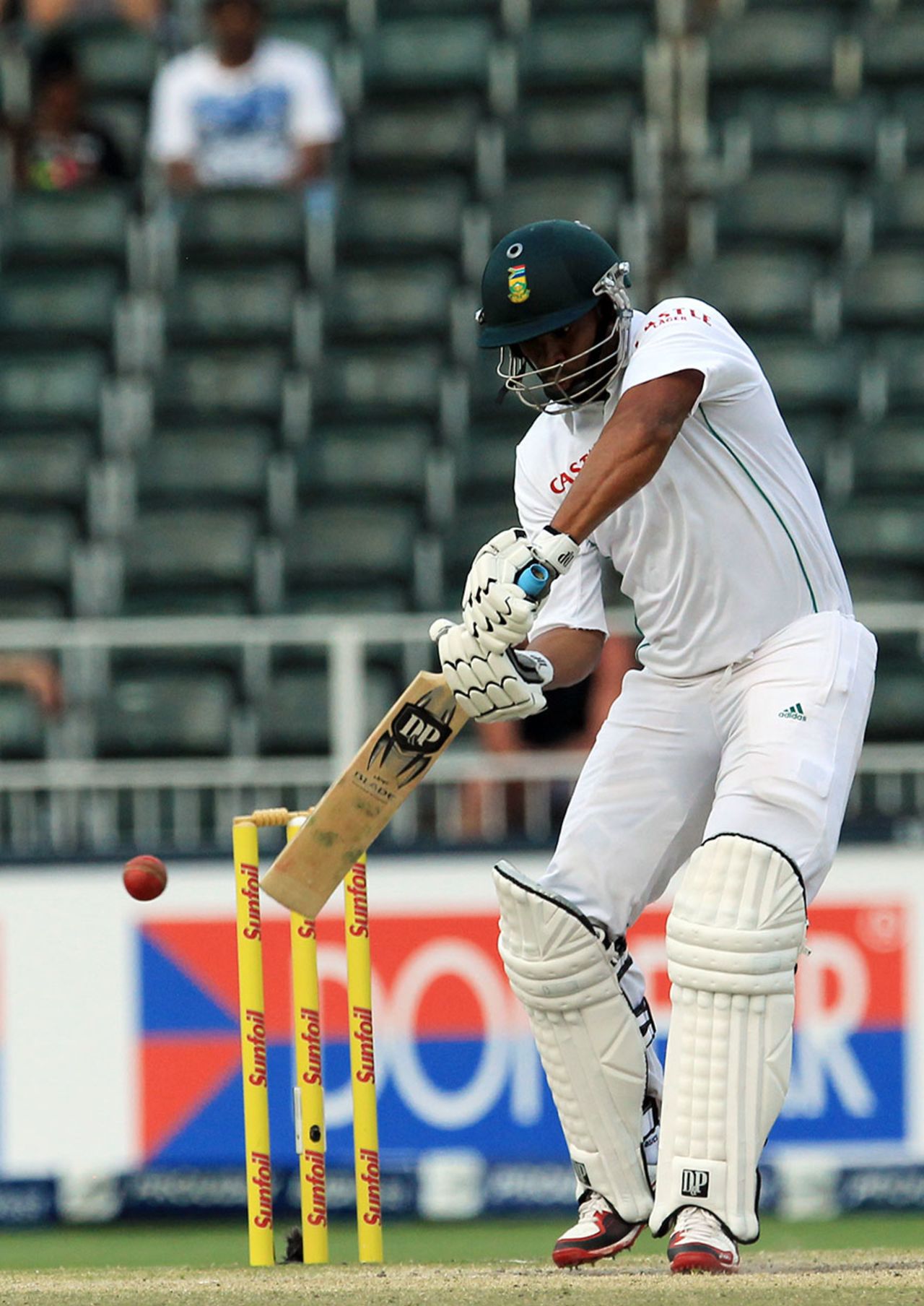 Vernon Philander punches through the off side, South Africa v India, 1st Test, Johannesburg, 5th day, December 22, 2013