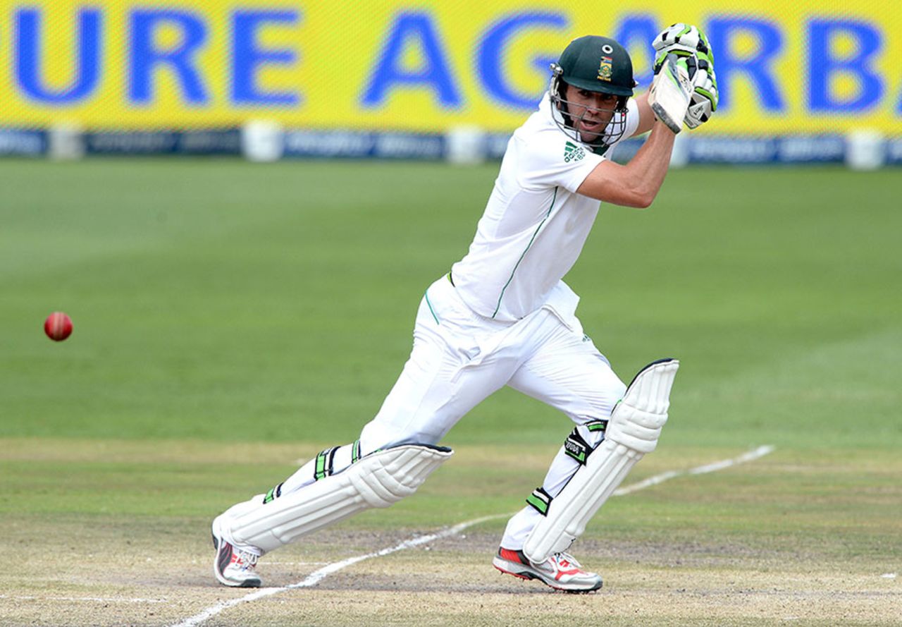 AB de Villiers guides the ball through the off side, South Africa v India, 1st Test, Johannesburg, 5th day, December 22, 2013