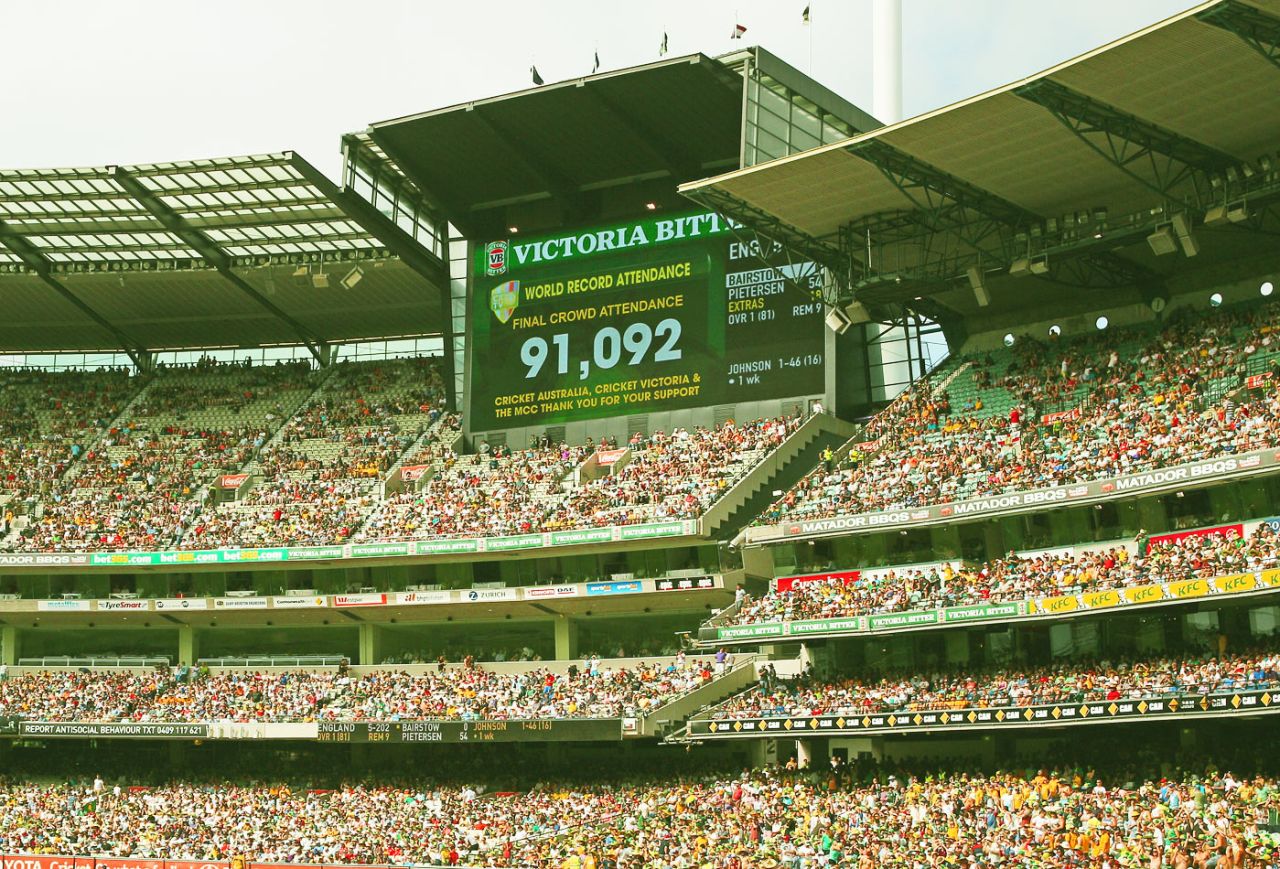 The scoreboard at the MCG confirms a record crowd, Australia v England, 4th Test, Melbourne, 1st day, December 26, 2013