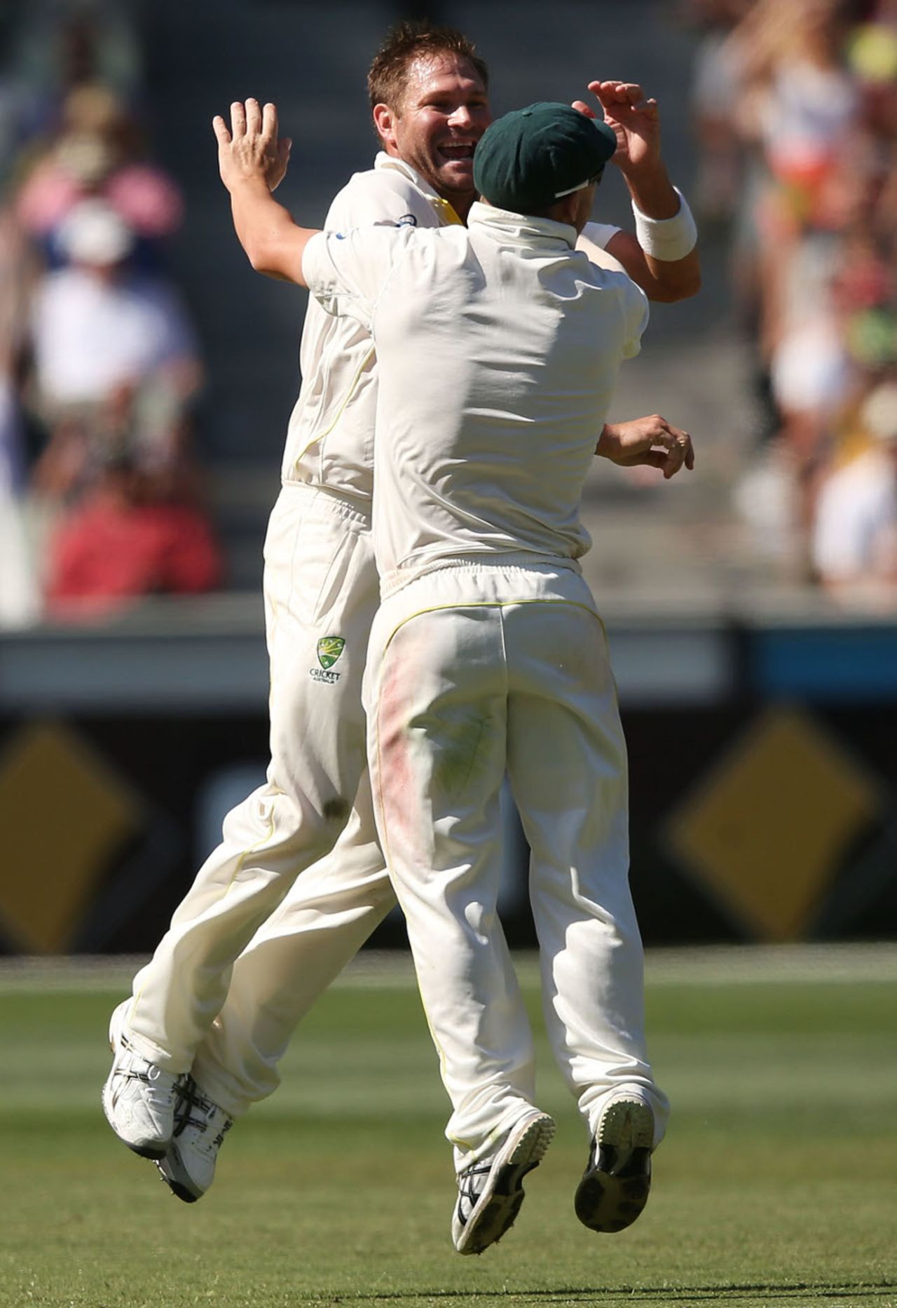 Ryan Harris took out Ian Bell before the new ball, Australia v England, 4th Test, Melbourne, 1st day, December 26, 2013