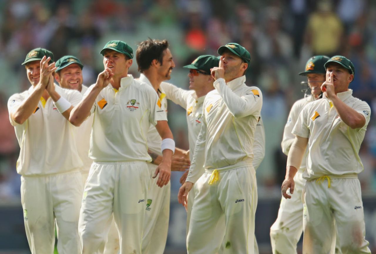 Australia offer some advice to the Barmy Army, Australia v England, 4th Test, Melbourne, 1st day, December 26, 2013