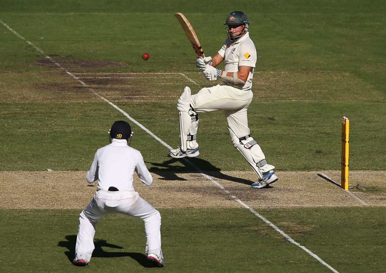 Ryan Harris turned the ball to be caught at short leg, Australia v England, 4th Test, Melbourne, 2nd day, December 27, 2013