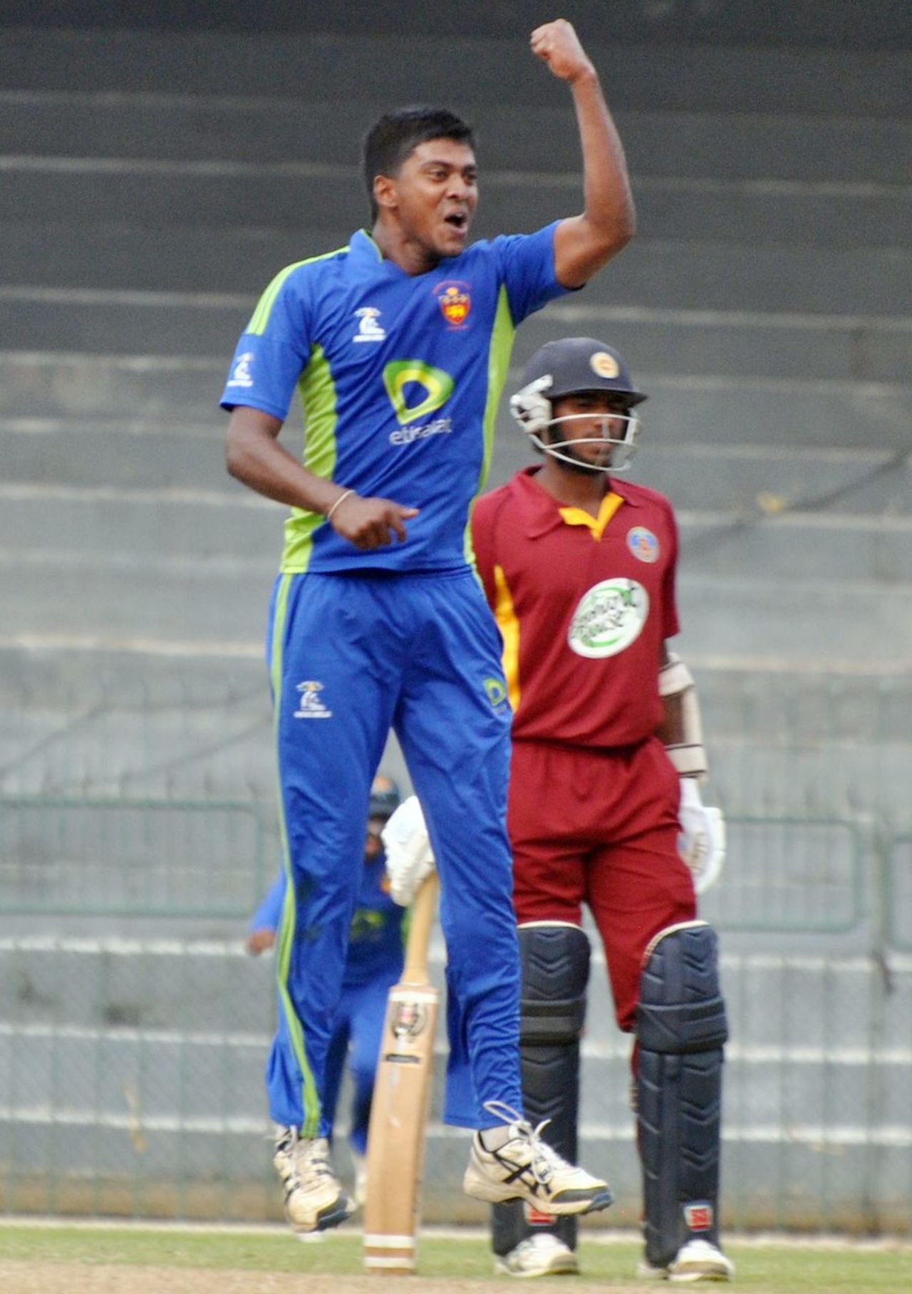 Charith Jayampathi celebrates a wicket, SSC v NCC, Premier Limited Overs Tournament final, December 28, 2013