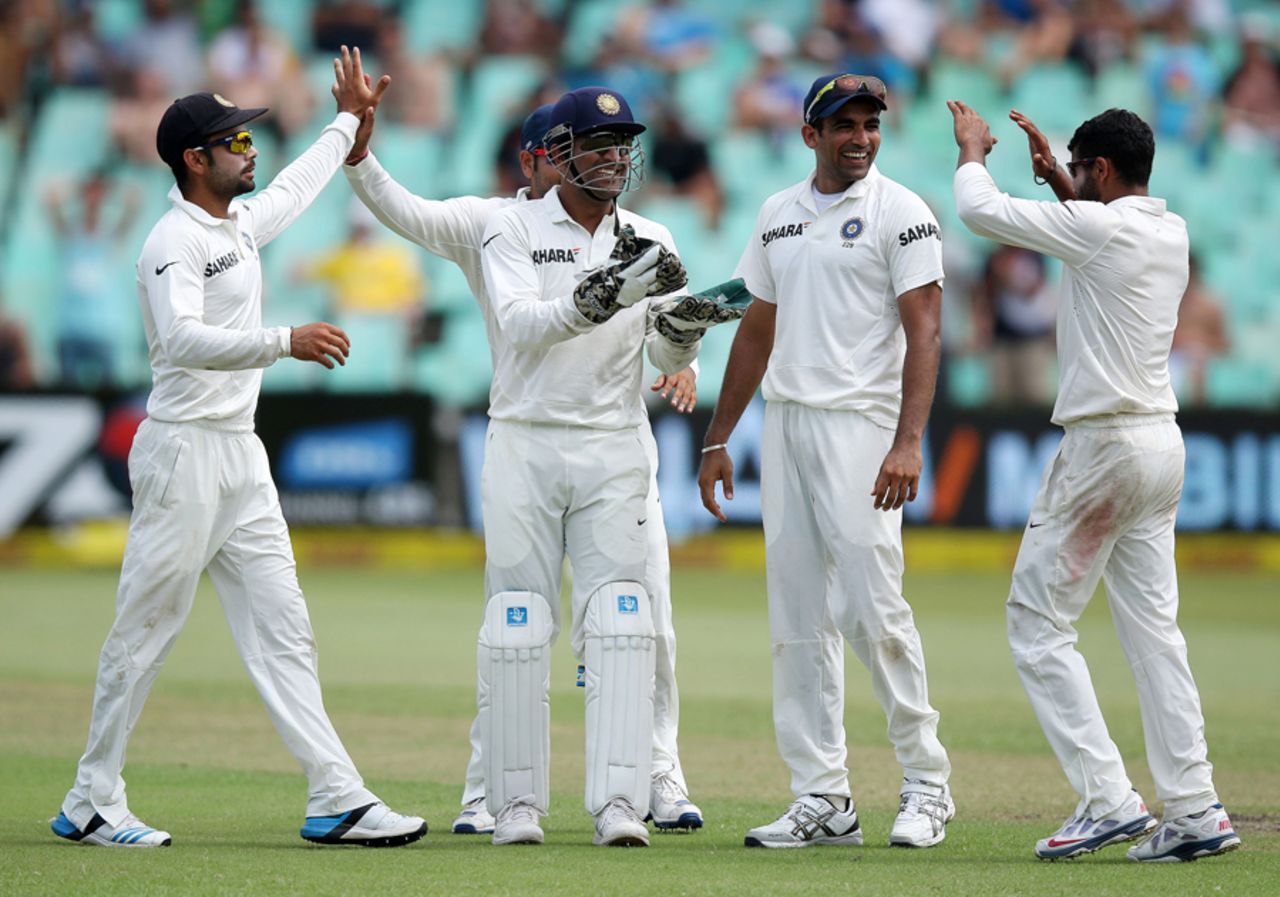 India have a few laughs after a Ravindra Jadeja strike, South Africa v India, 2nd Test, Durban, 3rd day, December 28, 2013