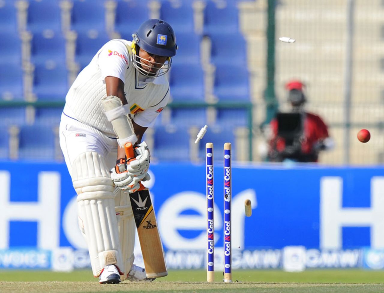 Rangana Herath is bowled, Pakistan v Sri Lanka, 1st Test, Abu Dhabi, 1st day, December 31, 2013