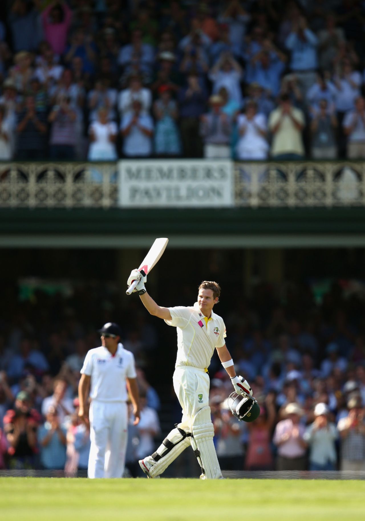 Steven Smith soaks up the applause for his hundred, Australia v England, 5th Test, Sydney, 1st day, January 3, 2014