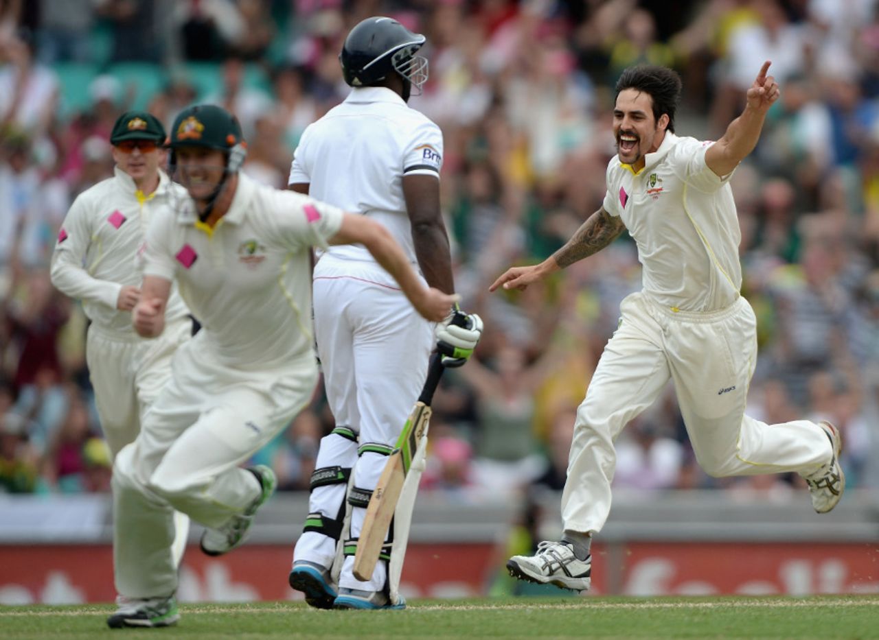 Mitchell Johnson removed Michael Carberry before the close, Australia v England, 5th Test, Sydney, 1st day, January 3, 2014