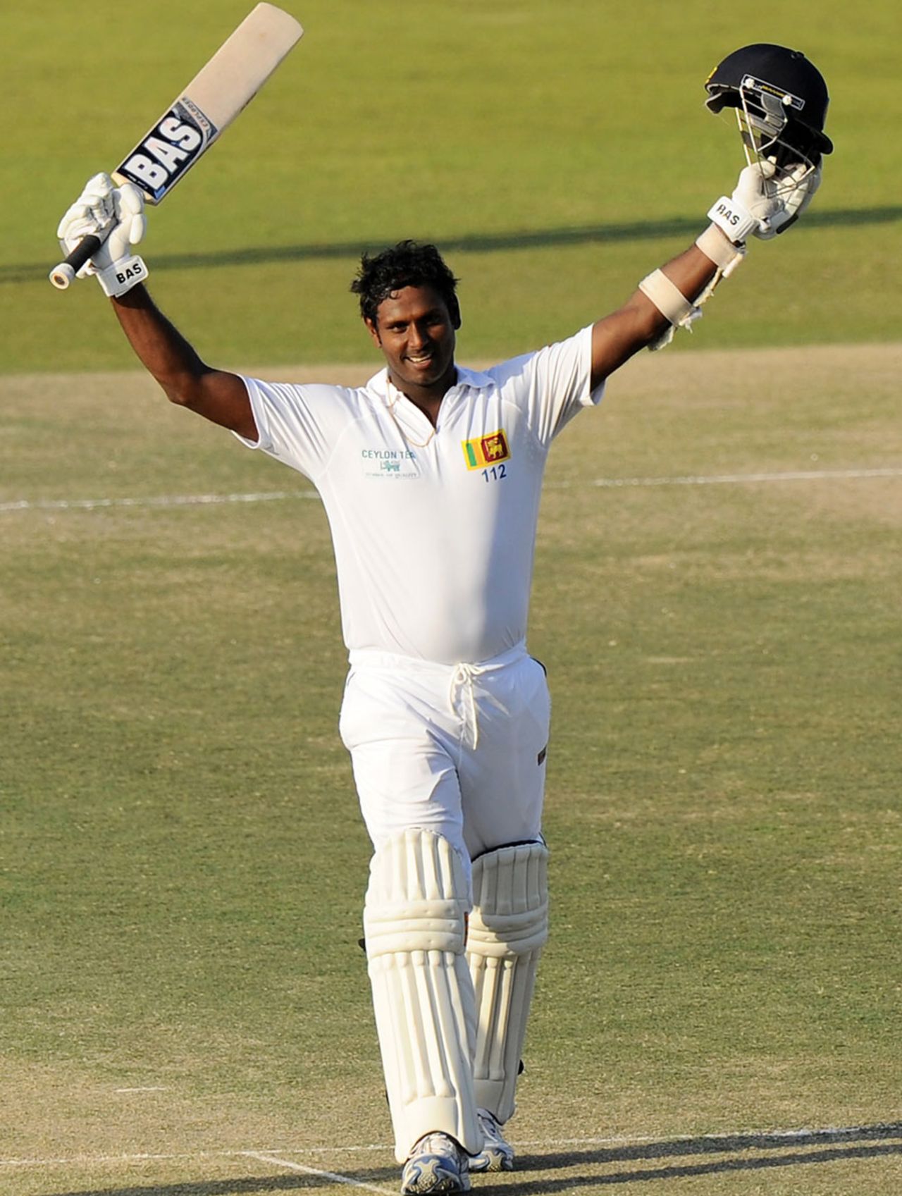 Angelo Mathews celebrates his century, Pakistan v Sri Lanka, 1st Test, 4th day, Abu Dhabi, January 3, 2014