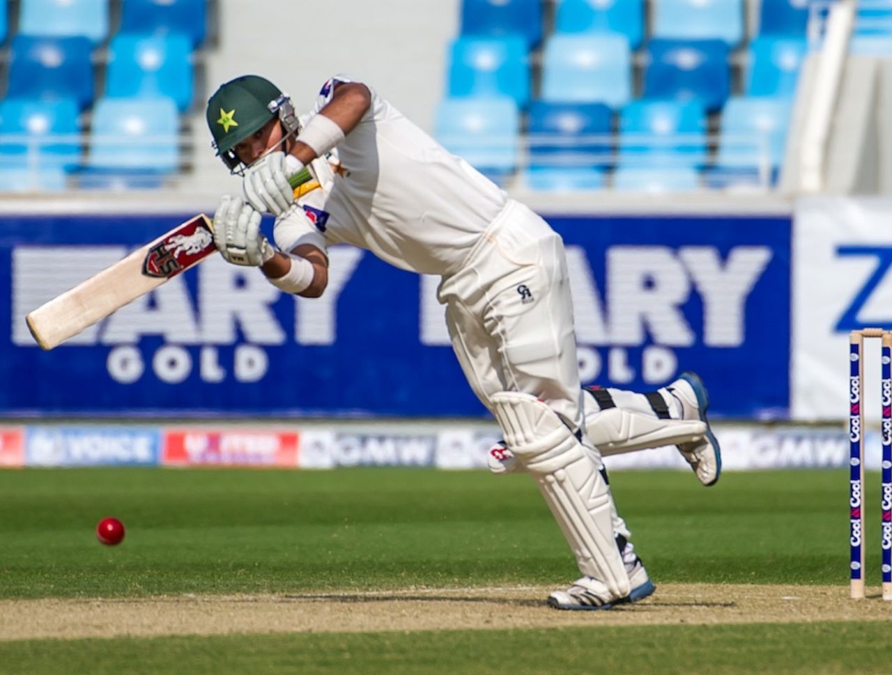 Khurram Manzoor plays on the leg side, Pakistan v Sri Lanka, 2nd Test, Dubai, 1st day, January 8, 2014