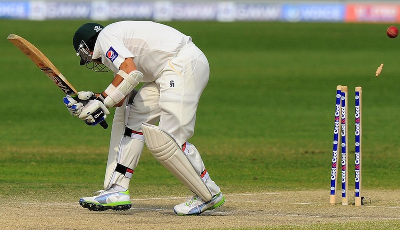 Saeed Ajmal was bowled by a yorker, Pakistan v Sri Lanka, 2nd Test, Dubai, 5th day, January 12, 2014