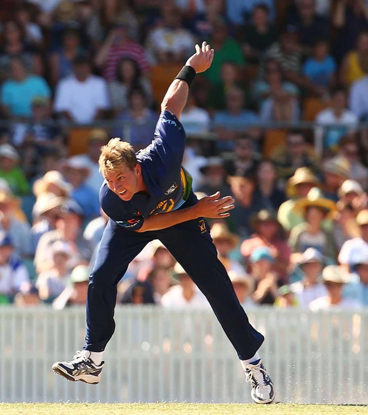 Brett Lee claimed two early wickets, Prime Minister's XI v England XI, Tour match, Canberra, January 14, 2014