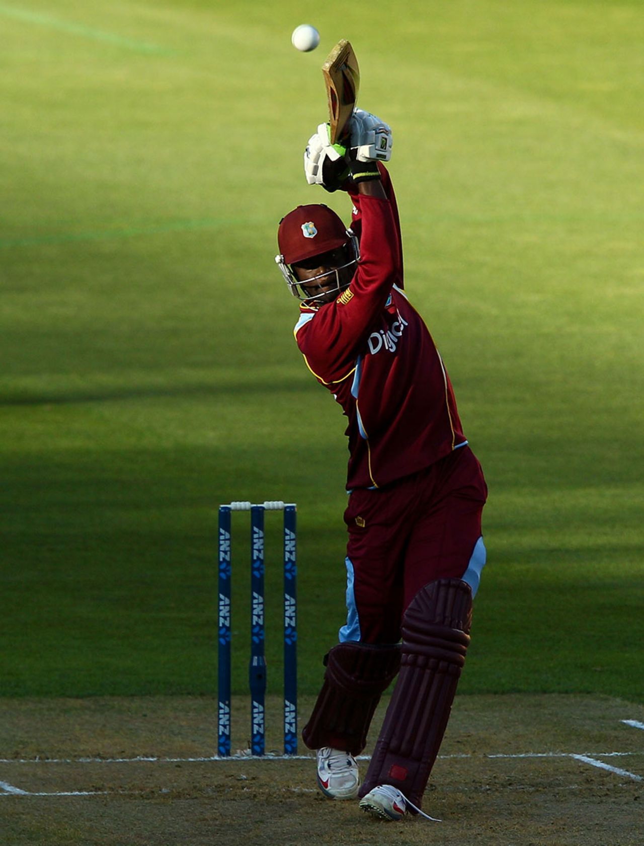 Andre Fletcher goes over the top, New Zealand v West Indies, 2nd T20, Wellington, January 15, 2014