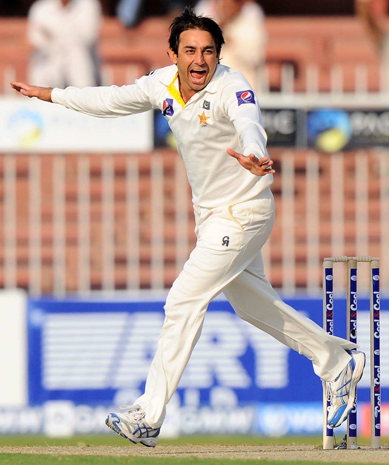Saeed Ajmal exults after a wicket, Pakistan v Sri Lanka, 3rd Test, Sharjah, 1st day, January 16, 2014
