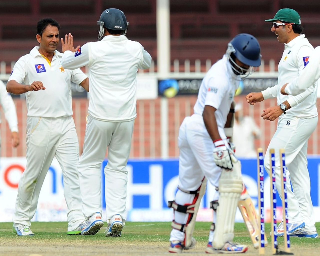Abdur Rehman bowled Kaushal Silva, Pakistan v Sri Lanka, 3rd Test, Sharjah, 4th day, January 19, 2014