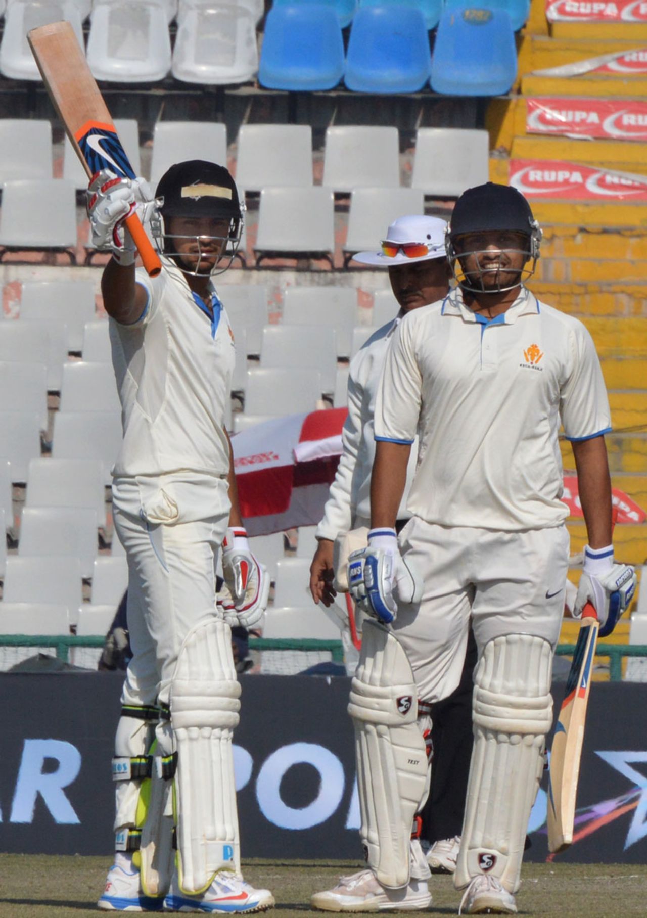 Manish Pandey and Karun Nair put on 64 for the fourth wicket, Punjab v Karnataka, Ranji Trophy, semi-final, Mohali, 3rd day, January 20, 2014