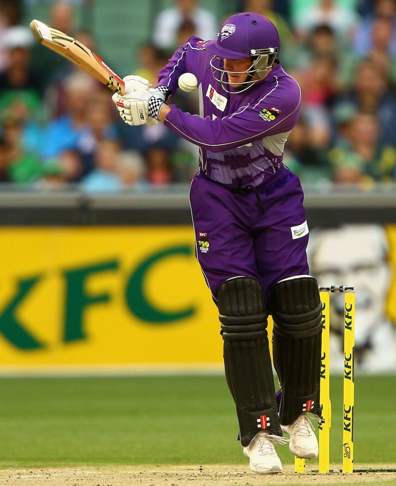 Ben Dunk attempts to play one off his hips, Melbourne Stars v Hobart Hurricanes, Big Bash League, Melbourne, January 21, 2014
