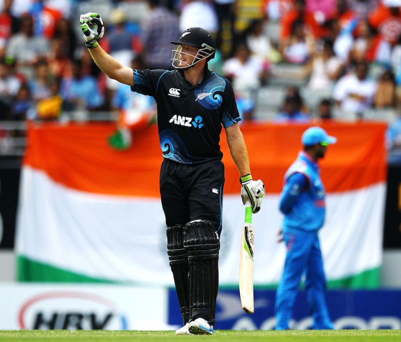 Martin Guptill signals to the dressing room, New Zealand v India, 3rd ODI, Auckland, January 25, 2014
