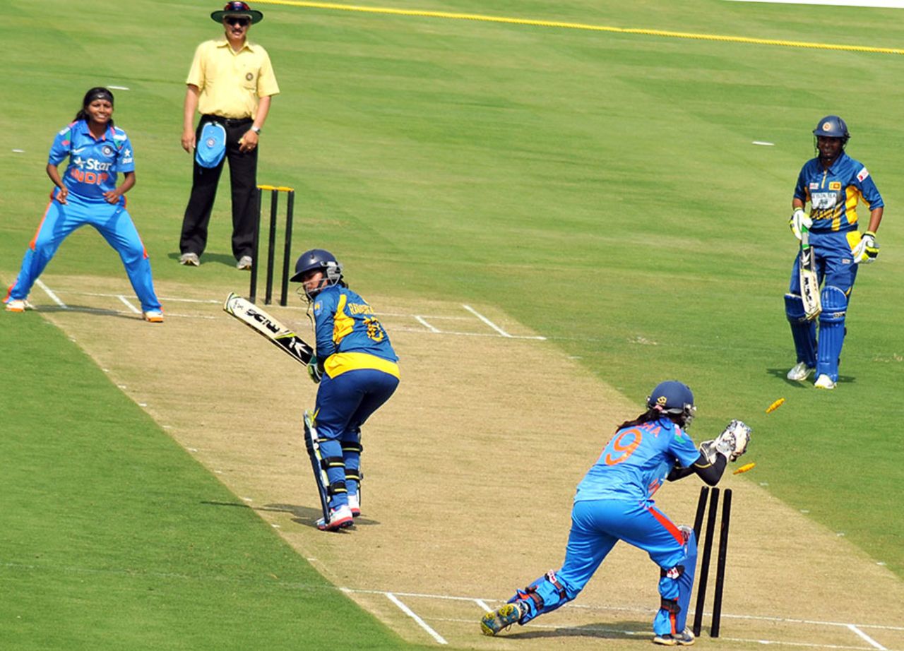 Anagha Deshpande stumps Oshadi Ranasinghe off Rajeshwari Gayakwad, India v Sri Lanka, 1st Women's T20, January 25, 2014